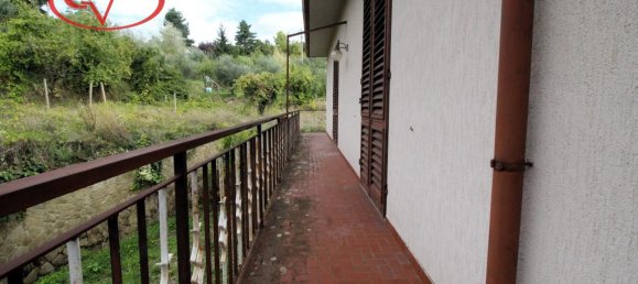 5 rooms House in Castelfranco Piandiscò, Italy No. 235704 21