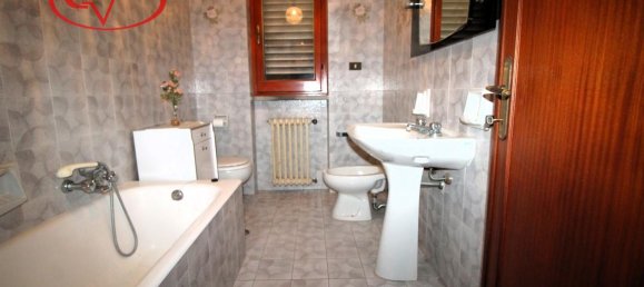 5 rooms House in Castelfranco Piandiscò, Italy No. 235704 15