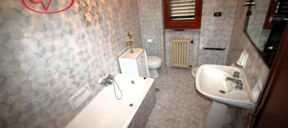 5 rooms House in Castelfranco Piandiscò, Italy No. 235704 16