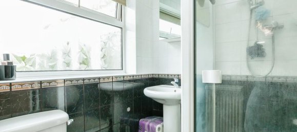 4 bedrooms House in Hastings, United Kingdom No. 10601 40