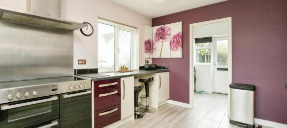 4 bedrooms House in Hastings, United Kingdom No. 10601 7