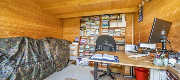 3 bedrooms Maisonette in Whetstone, United Kingdom No. 6719 19