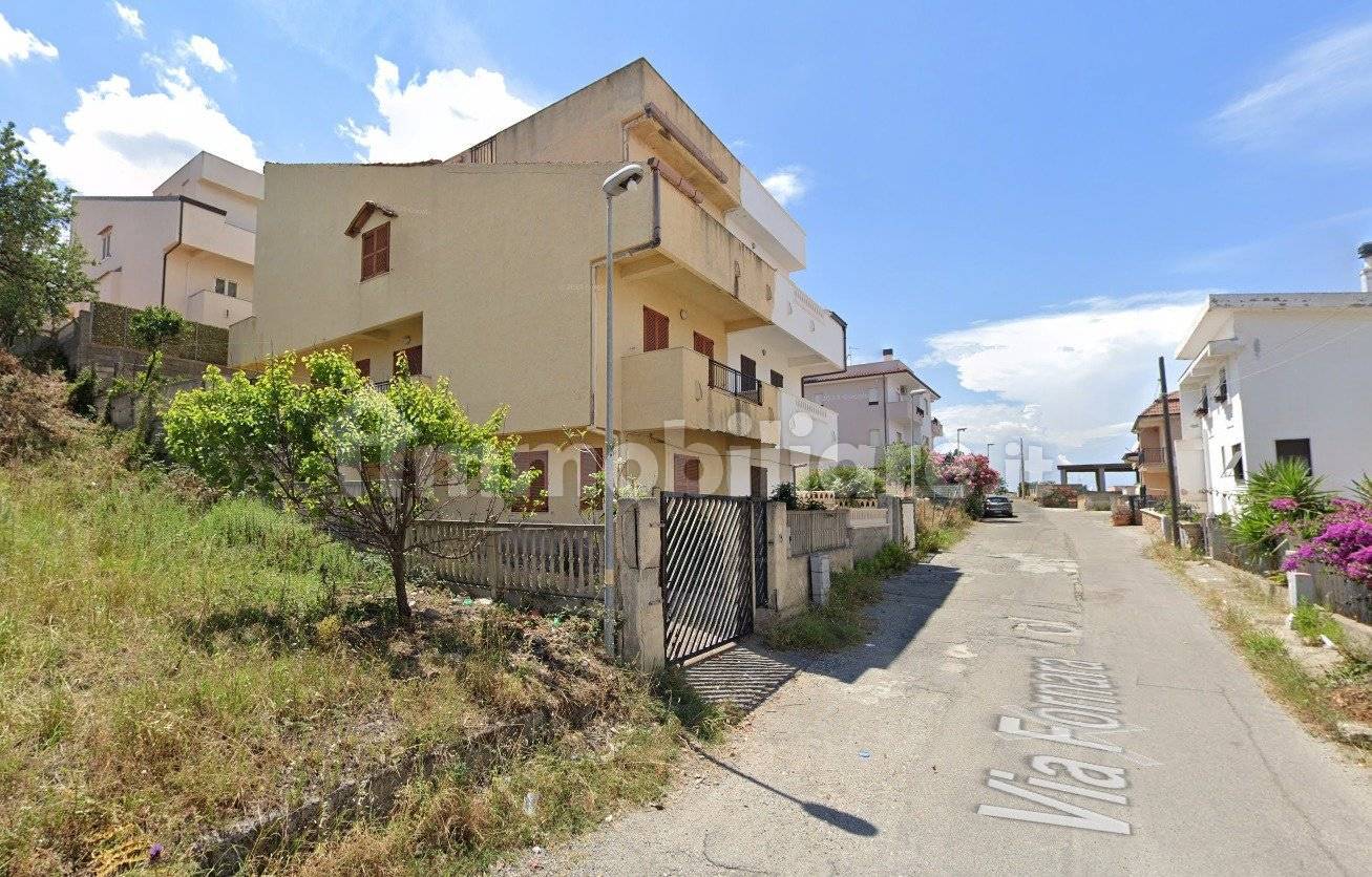 Вилла с 3 спальнями в Кариати, Италия № 133711