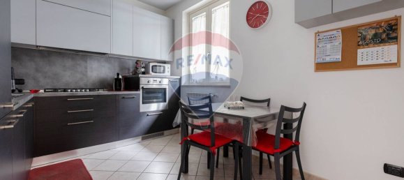 3 Schlafzimmer Wohnung in Cardano al Campo, Italy, Nr. 361297 8