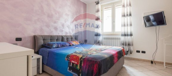 3 Schlafzimmer Wohnung in Cardano al Campo, Italy, Nr. 361297 10
