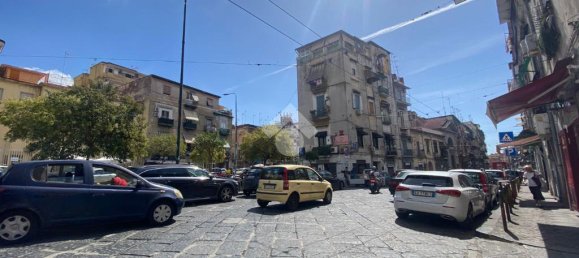 1 bedroom Apartment in Naples, Italy No. 346147 2