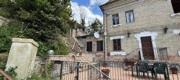 9 rooms House in Montelparo, Italy No. 297101 11