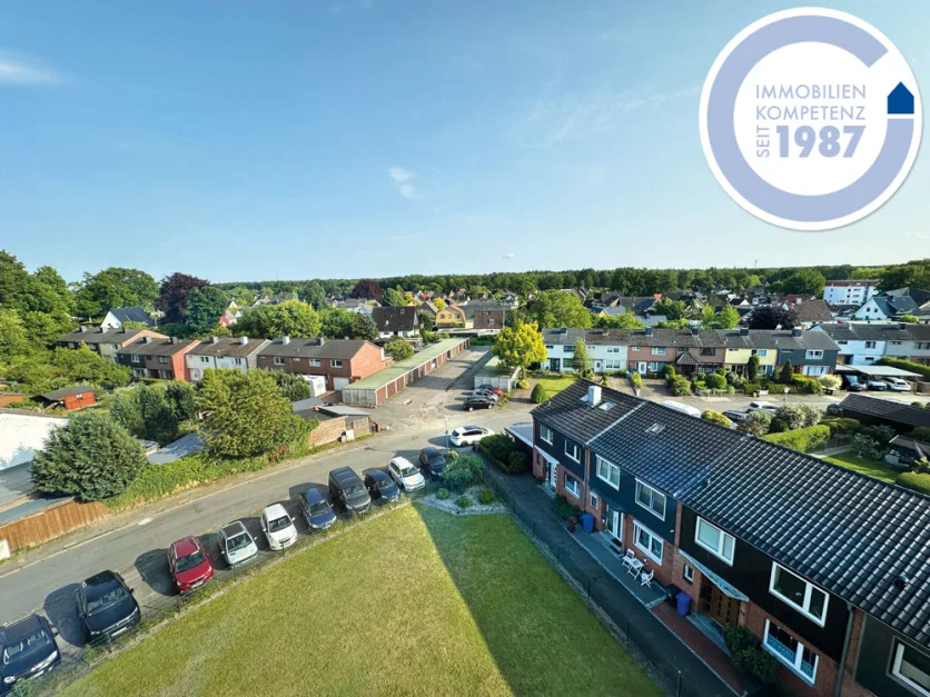 Квартира с 2 спальнями в Зегеберг, Германия № 346539