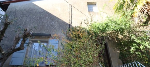 Casa de 6 habitaciónes en Montevarchi, Italy No. 235569 2