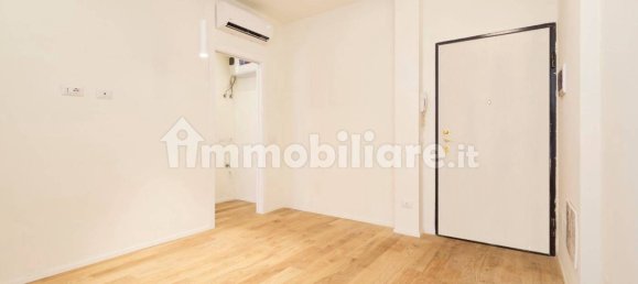 Apartamento de 1 dormitorio en Milan, Italy No. 263729 3
