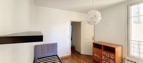 Квартира с 2 спальнями в Курбевуа, Франция № 188422 13