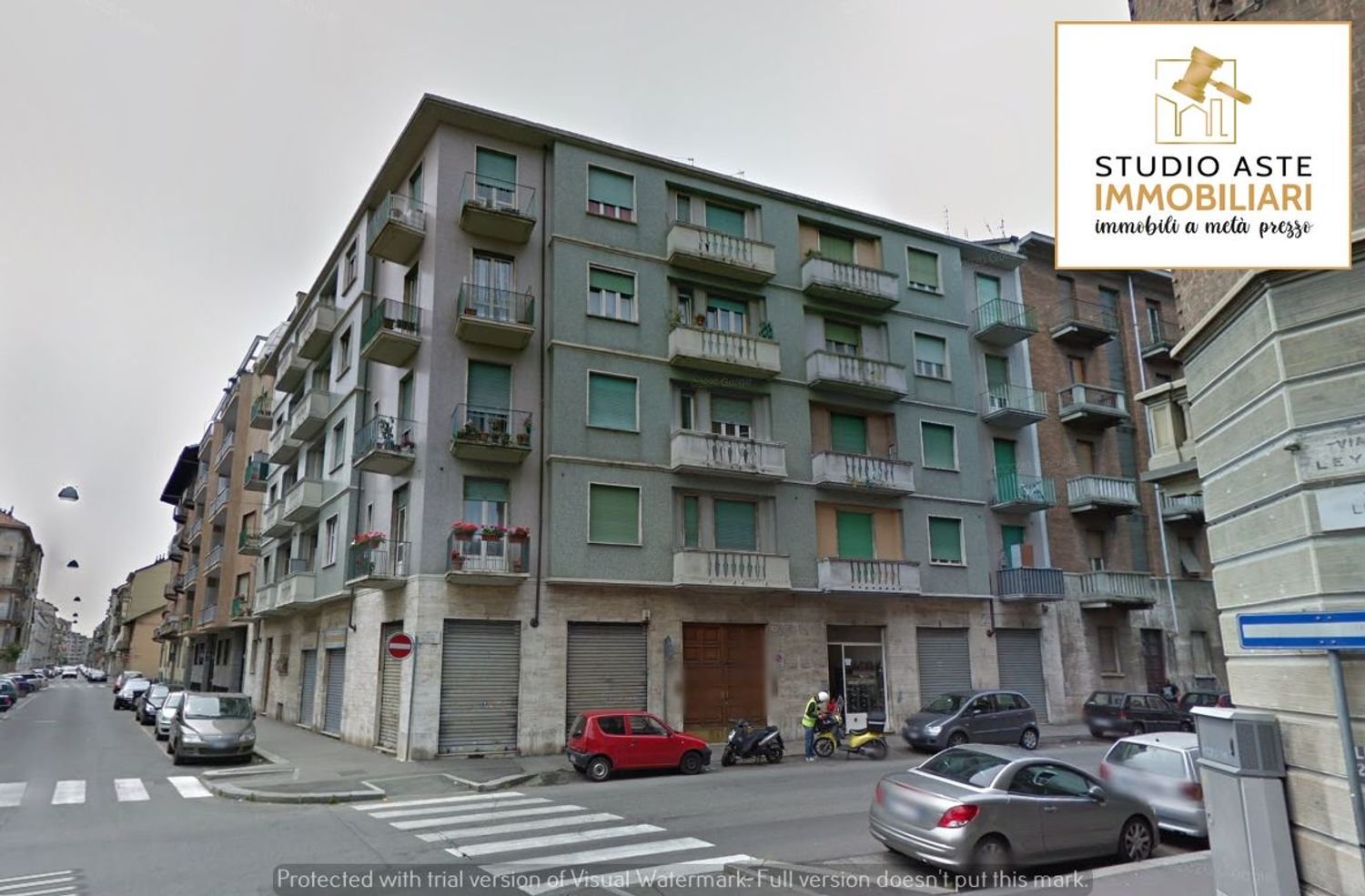3 bedrooms Apartment in Turin, Italy No. 320480