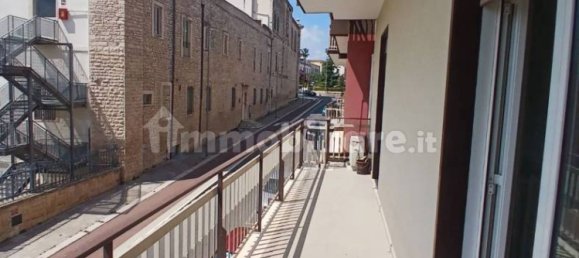 Квартира с 2 спальнями в Руво ди Пулья, Италия № 314845 18