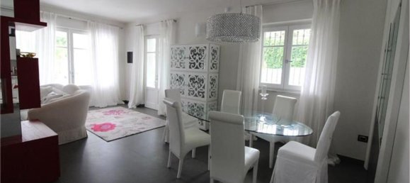 7 rooms Villa in Forte dei Marmi, Italy No. 194155 4