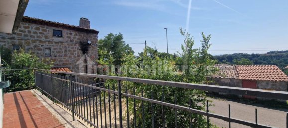 2 bedrooms Apartment in Viterbo, Italy No. 307430 4