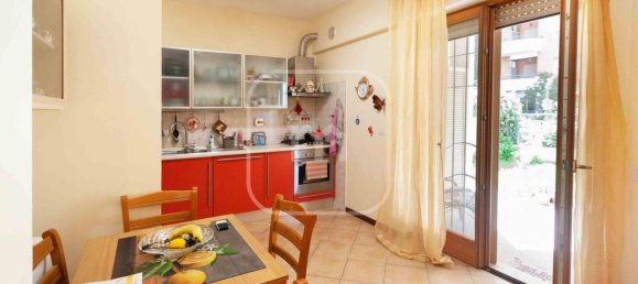 1 bedroom Apartment in Rome, Italy No. 189520 10