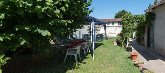 Casa T4 em Saint-Laurent-de-Mure, France N.º 275136 2