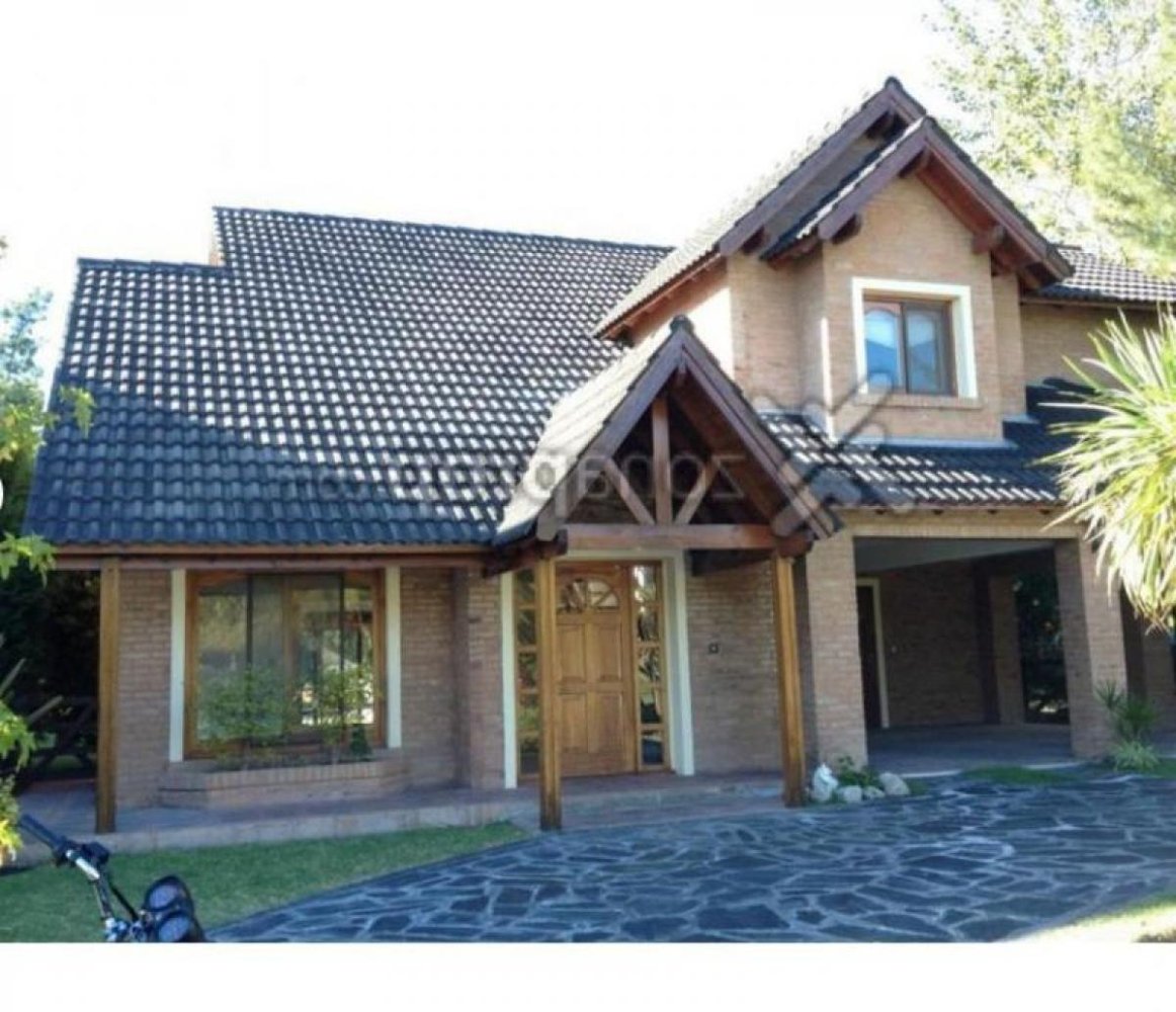 3 bedrooms House in Pilar, Argentina No. 56726