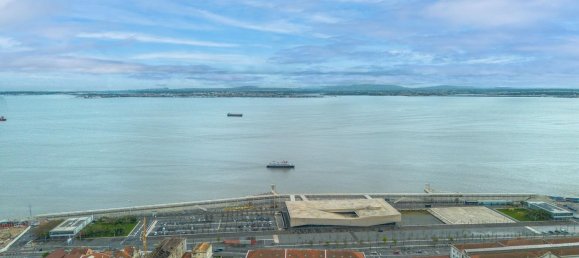 3 bedrooms Duplex in Lisbon, Portugal No. 141886 18