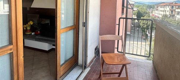 6-salle Appartement à Aulla, Italy No. 293285 4