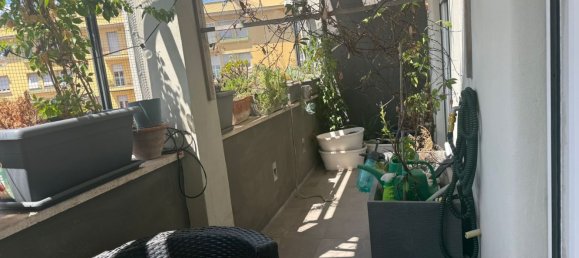 4 rooms Apartment in Rome, Italy No. 264050 3