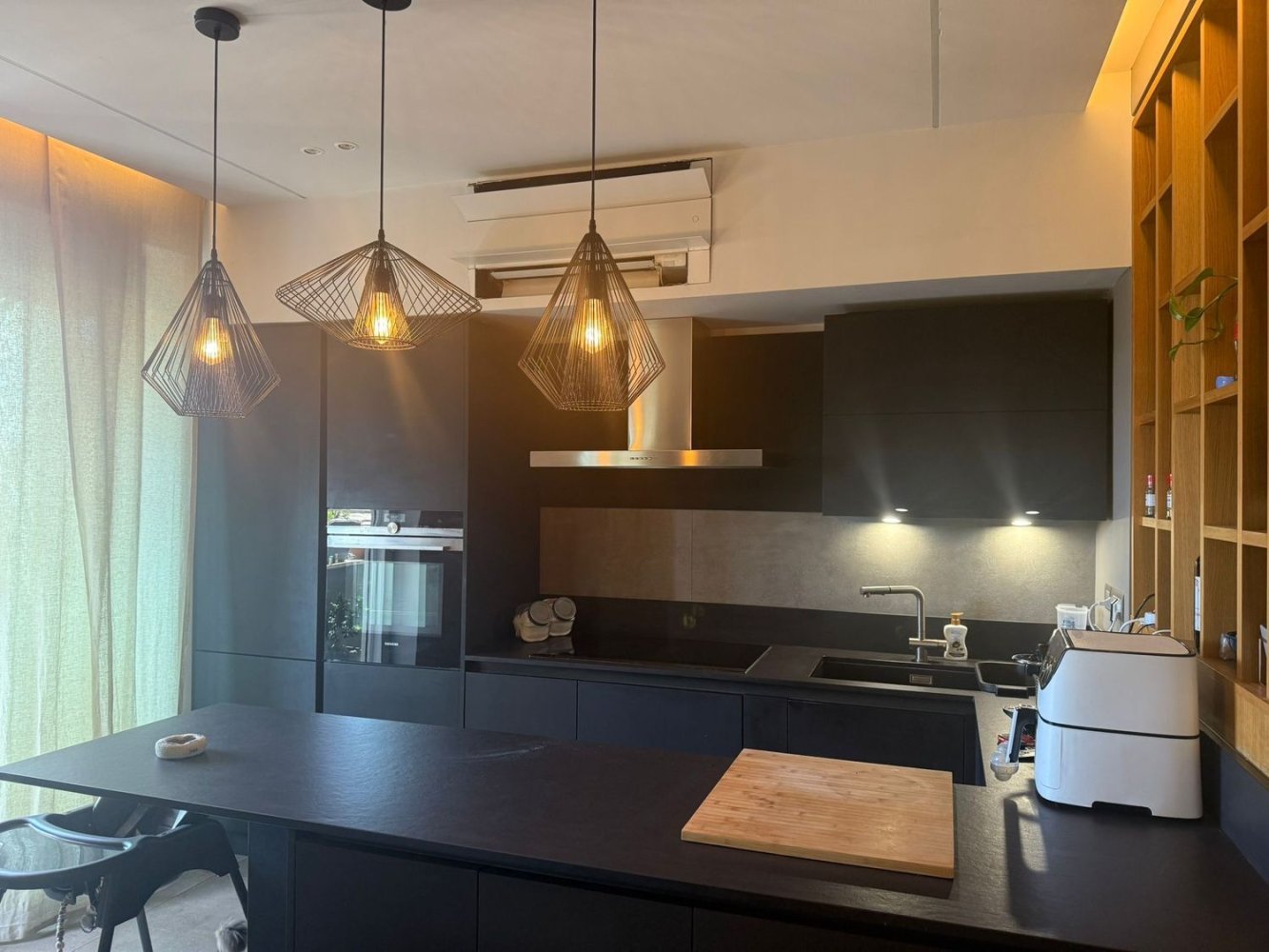 4 rooms Apartment in Rome, Italy No. 264050