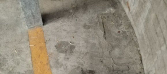 Parking in Montreuil, France No. 336375 3