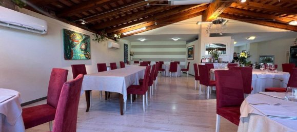 730m² Commercial property in Asolo, Italy No. 257996 6