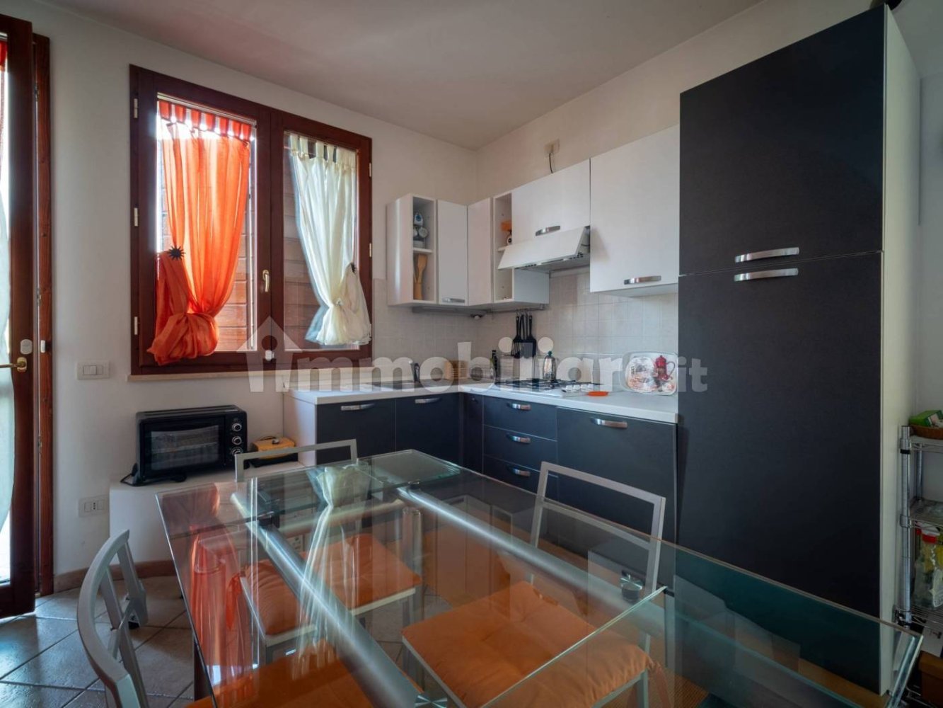 2 bedrooms Apartment in Ravenna, Italy No. 372183