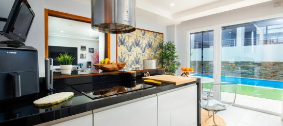 4 bedrooms Villa in Corroios, Portugal No. 104539 16