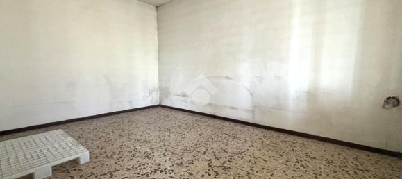 3 rooms Apartment in Carobbio degli Angeli, Italy No. 15265 6