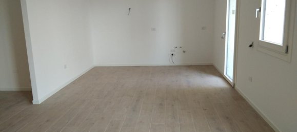 4-salle Appartement à Selvazzano Dentro, Italy No. 25219 8