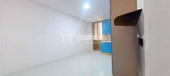 1 bedroom Apartment in Turin, Italy No. 131248 20