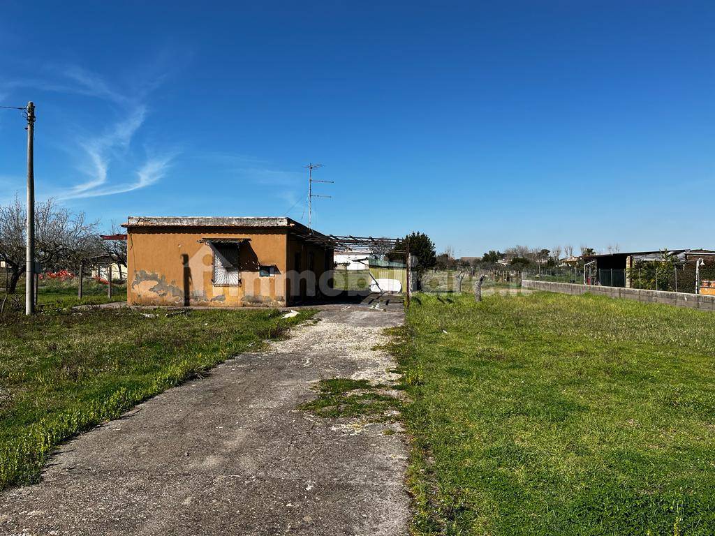 Villa de 3 dormitorios en Nettuno, Italy No. 155571