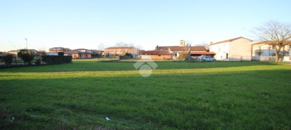 3106m² Land in Roverbella, Italy No. 154171 25