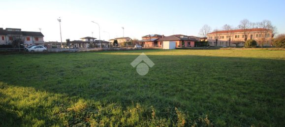 3106m² Land in Roverbella, Italy No. 154171 21