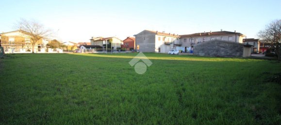 3106m² Land in Roverbella, Italy No. 154171 2