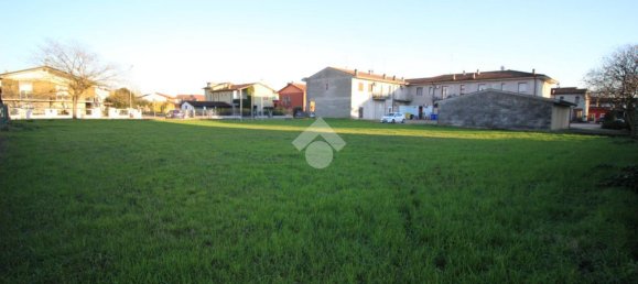 3106m² Land in Roverbella, Italy No. 154171 8