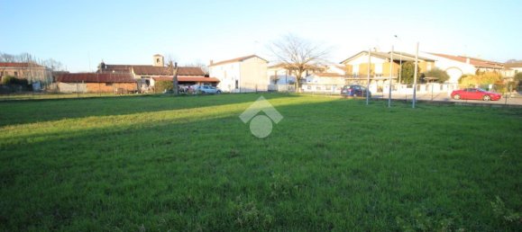3106m² Land in Roverbella, Italy No. 154171 16