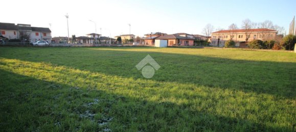 3106m² Land in Roverbella, Italy No. 154171 15
