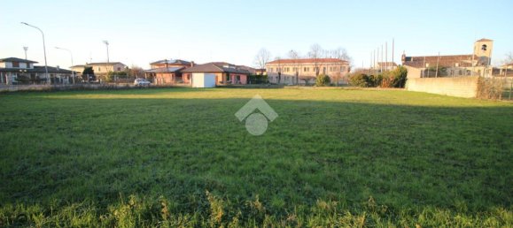 3106m² Land in Roverbella, Italy No. 154171 18