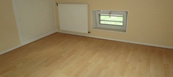 Apartamento de 2 dormitorios en Epinal, France No. 250271 4