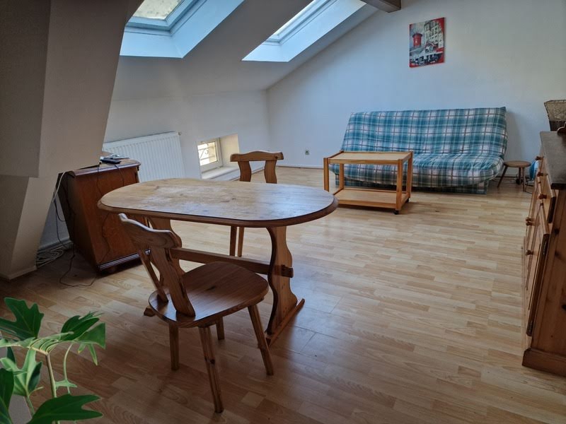 Apartamento de 2 dormitorios en Epinal, France No. 250271