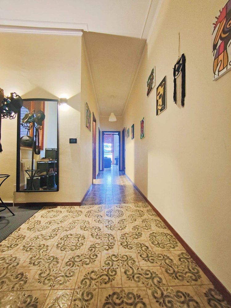 5 bedrooms Apartment in Reggio Emilia, Italy No. 382024