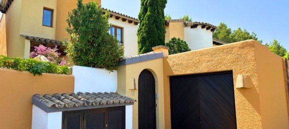 3 bedrooms House in Nova Santa Ponsa, Spain No. 154277 2