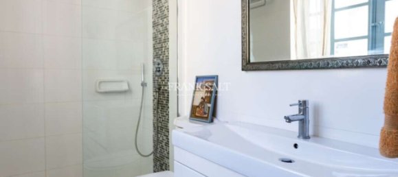 5 غرف نوم منزل في Attard, Malta رقم 3186 16