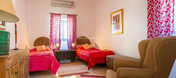 5 غرف نوم منزل في Attard, Malta رقم 3186 17