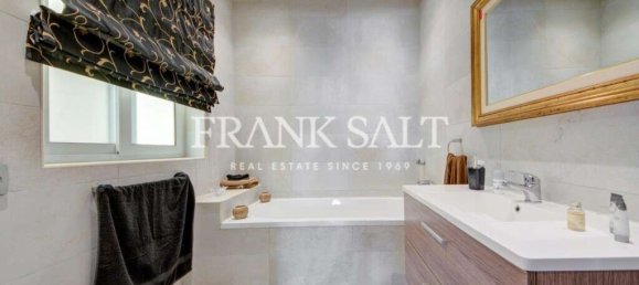 2 غرف نوم شقة في Ta' Xbiex, Malta رقم 4643 13