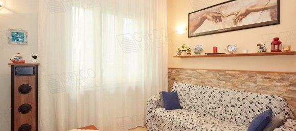 2-salle Appartement à Cinisello Balsamo, Italy No. 69255 7