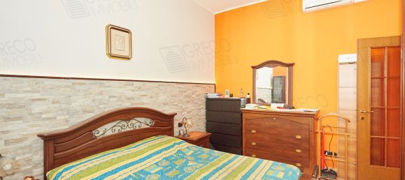 2-salle Appartement à Cinisello Balsamo, Italy No. 69255 16